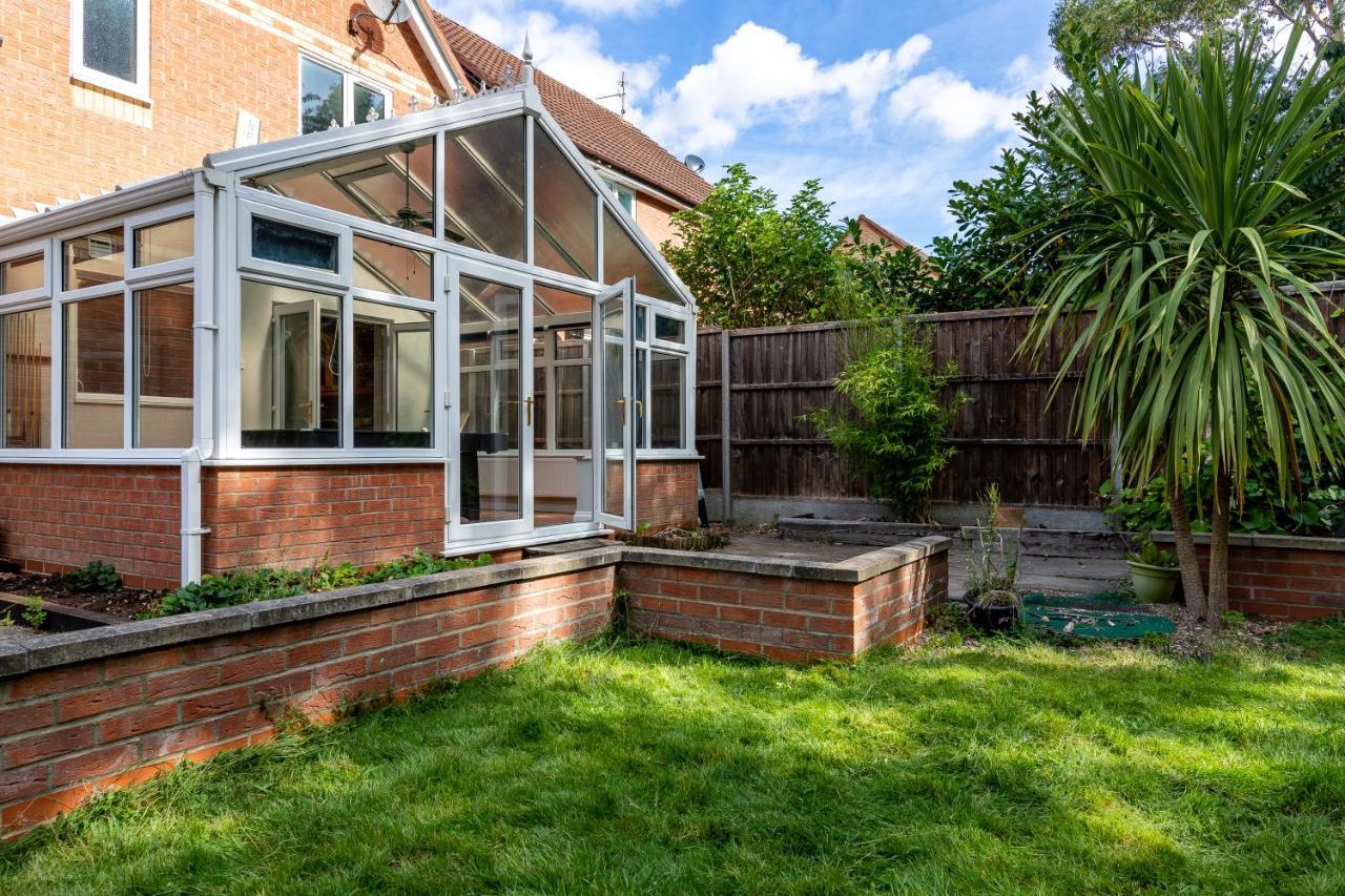 Chandlers House Peterborough Exterior foto